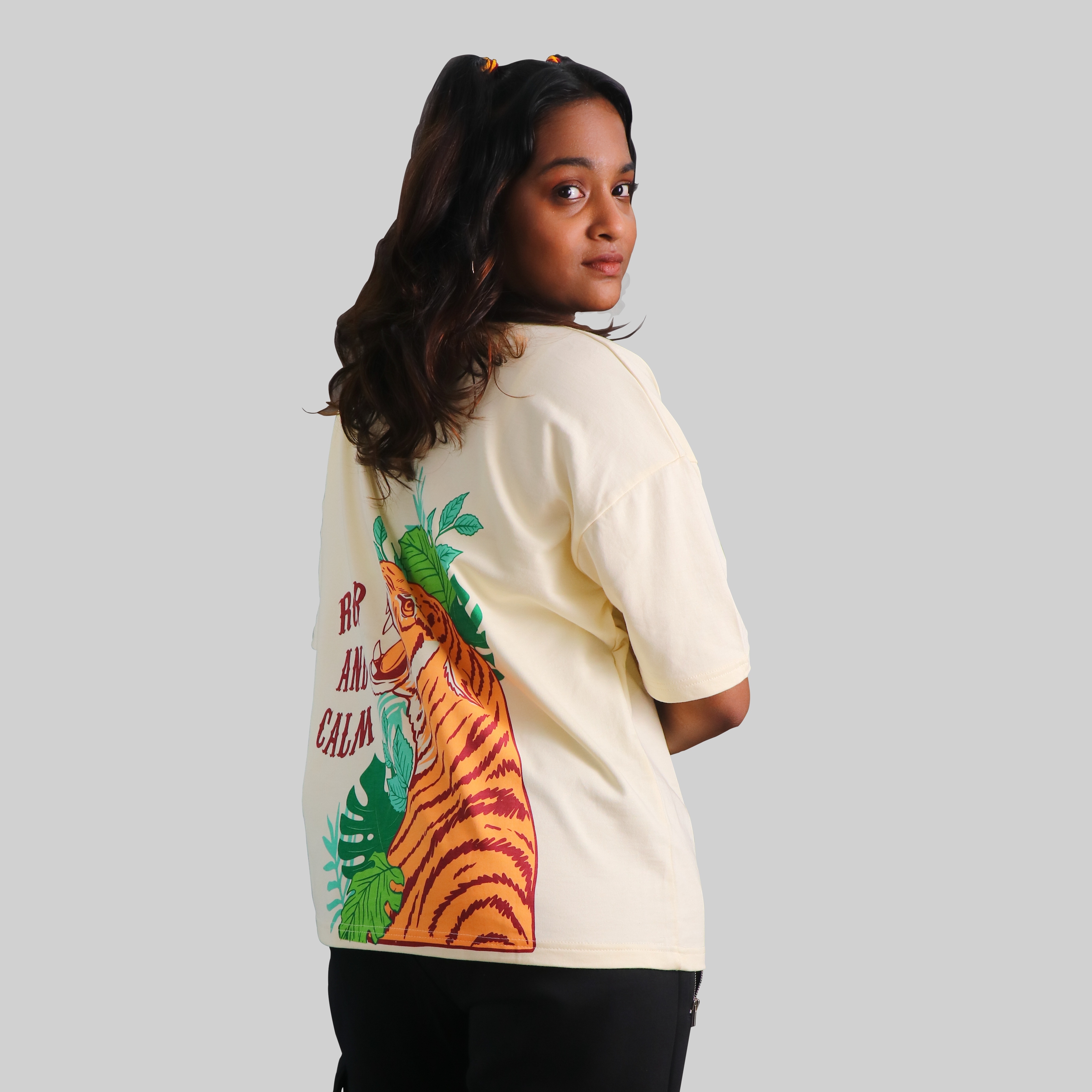 TROPICAL HAVEN BEIGE TEE